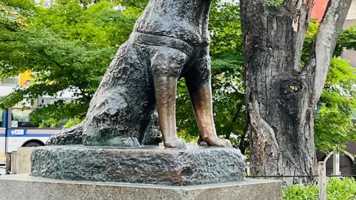 Hachiko Statue